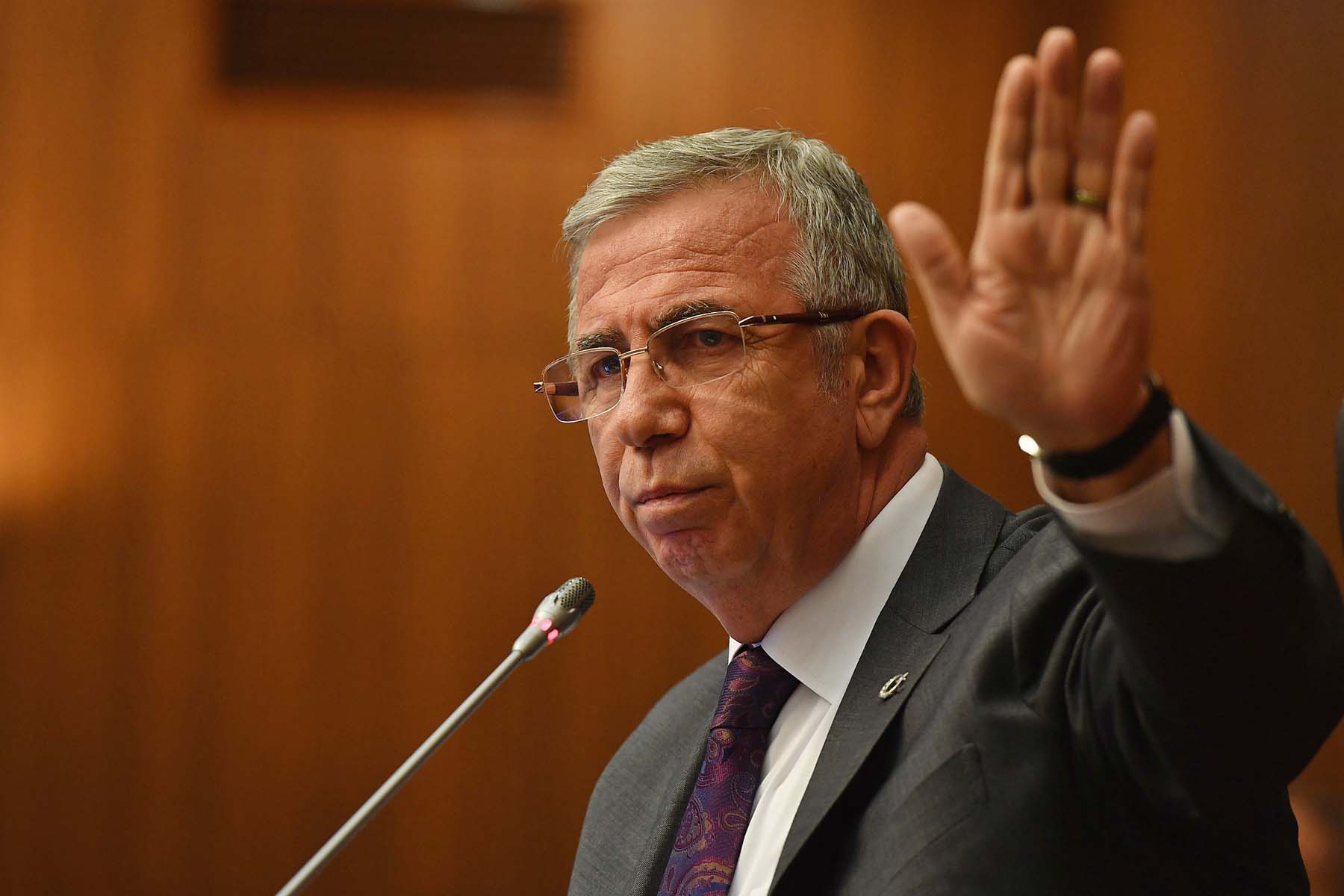 Ahmet Hakan'dan Ali Babacan ve Ahmet Davutoğlu için olay ifade: Bu ikisi, çok yakın bir gelecekte birbirlerine girecek