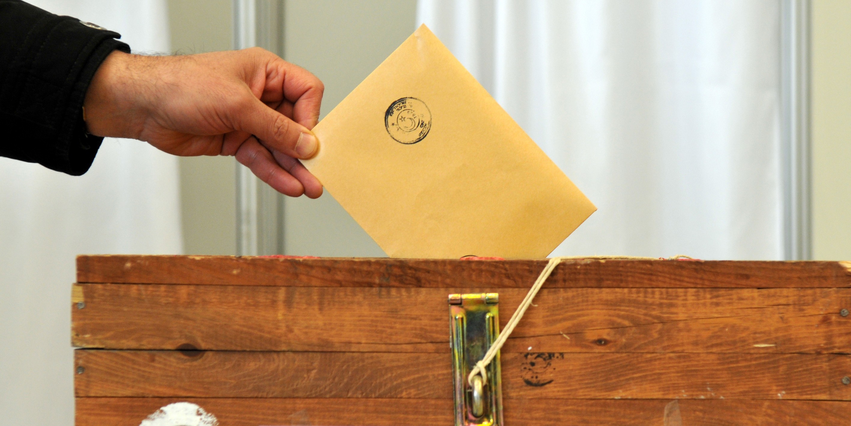 Gazeteci İsmail Küçükkaya paylaştı! Seçim tarihi belli oldu, herkes o tarihte sandık başında olacak!