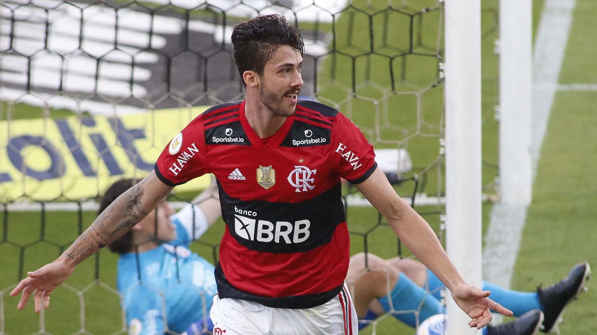 Gustavo Henrique kimdir? Kaç yaşında? Nereli? Hangi mevkide oynuyor? Hangi takımlarda oynadı? 