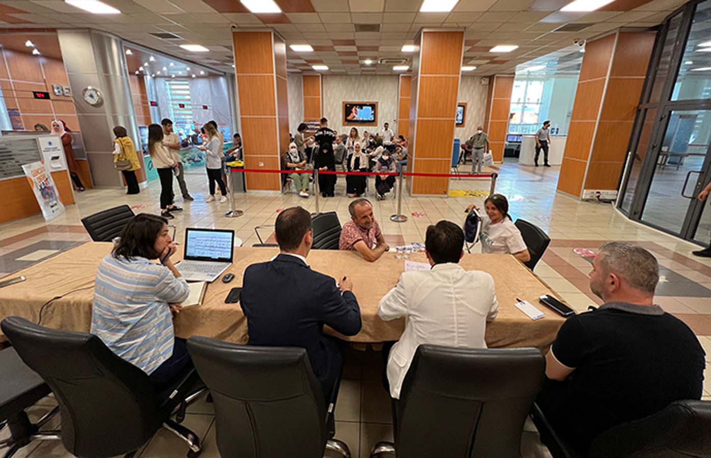 Tuzla Belediye Başkanı Şadi Yazıcı Halk Günü'nde vatandaşlar ile bir araya geldi