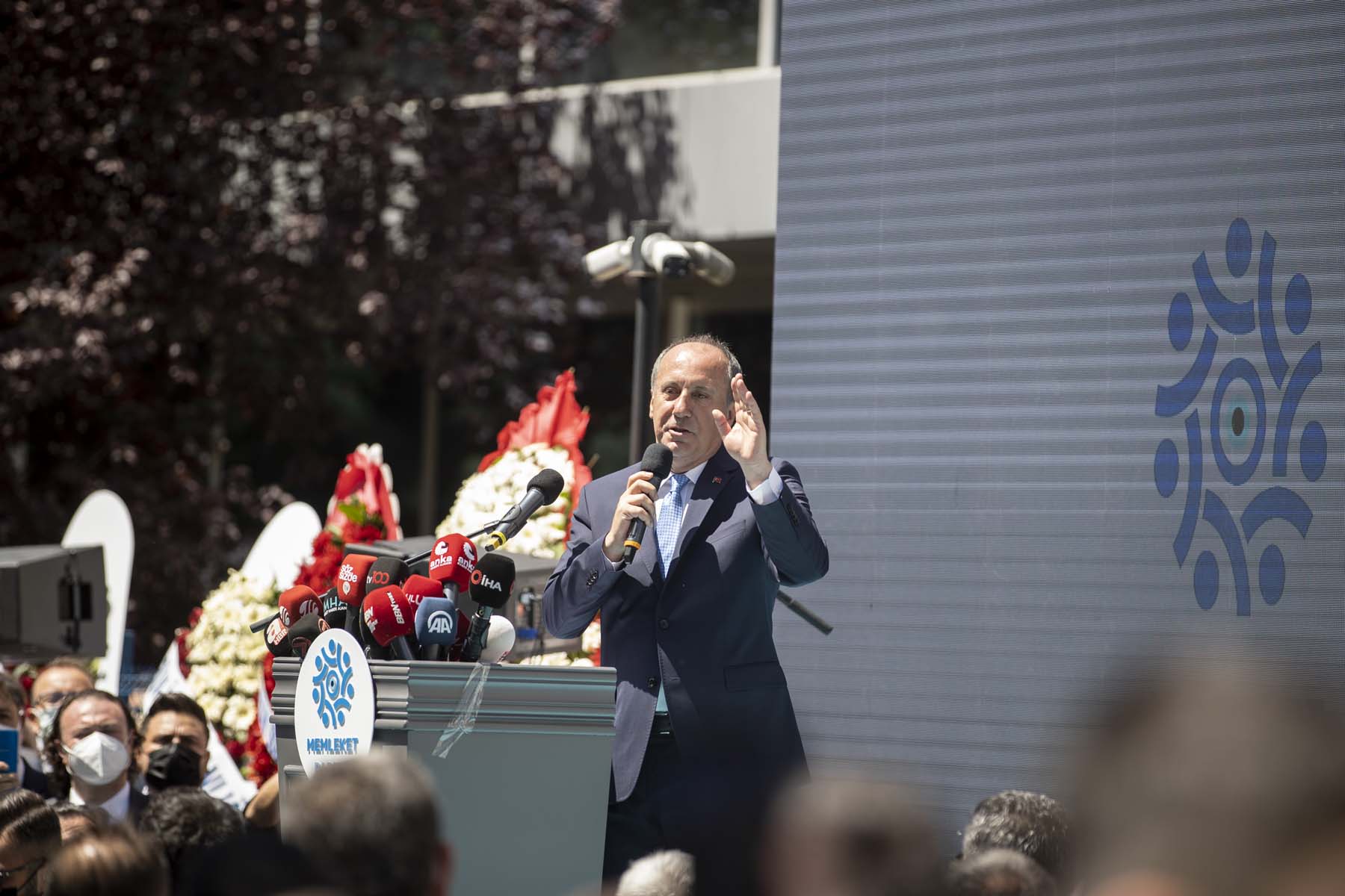 Muharrem İnce, cumhurbaşkanı adaylığı için altılı masaya seslendi! 