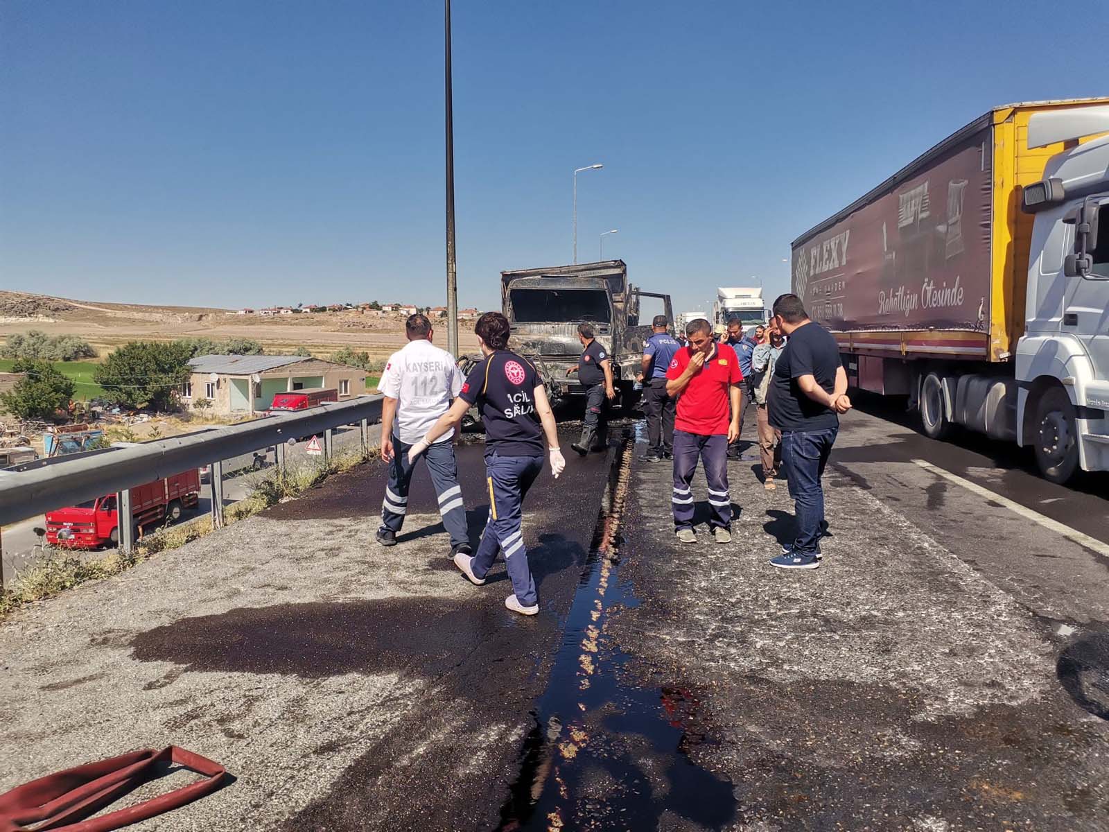 Kayseri Kocasinan'da korkunç kaza! 2 kişi yanarak öldü 