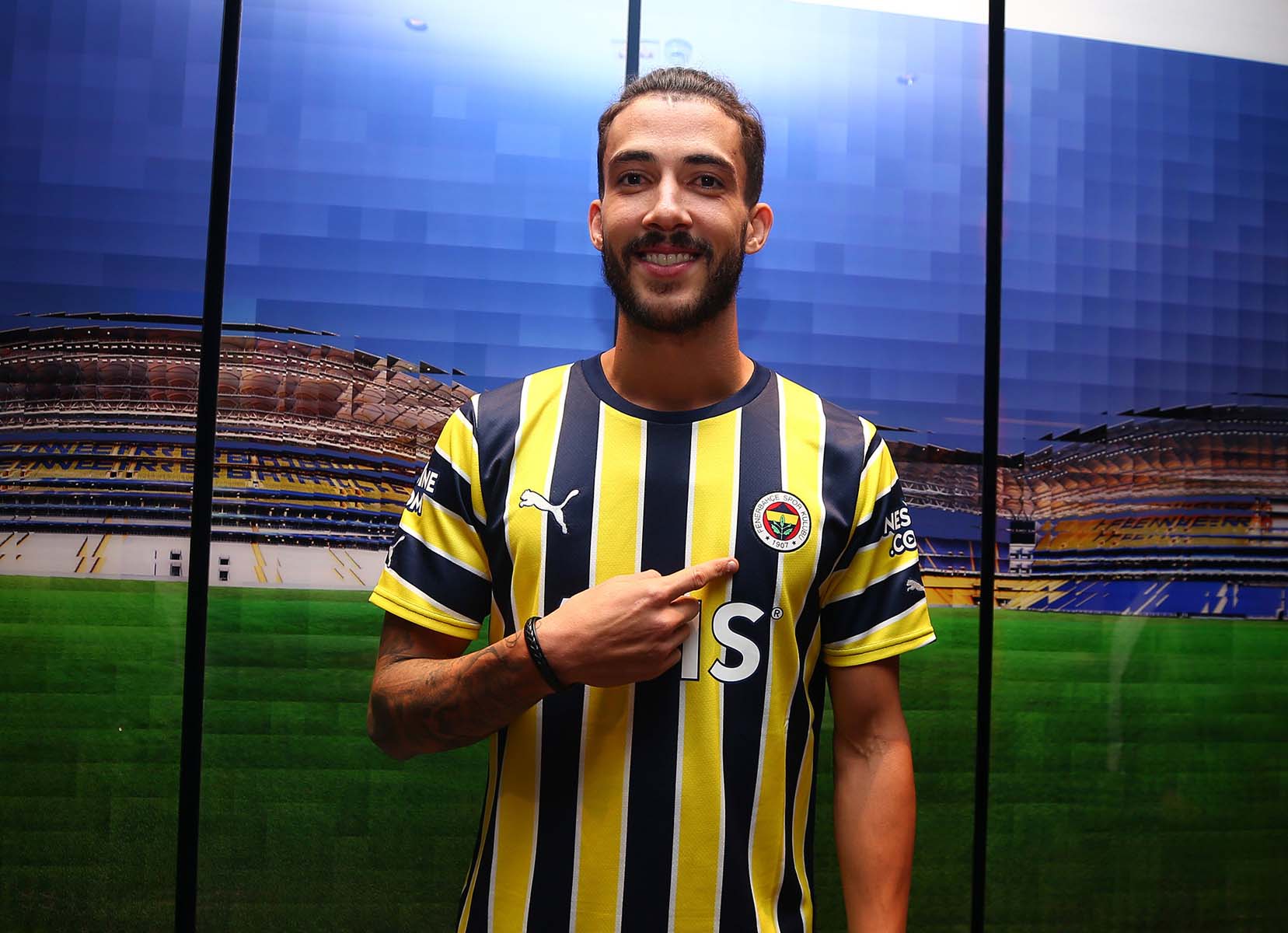 Fenerbahçe'den stoper mevkisine takviye! Gustavo Henrique 1 yıllığına kiralandı" Hayalim gerçekleşti" 
