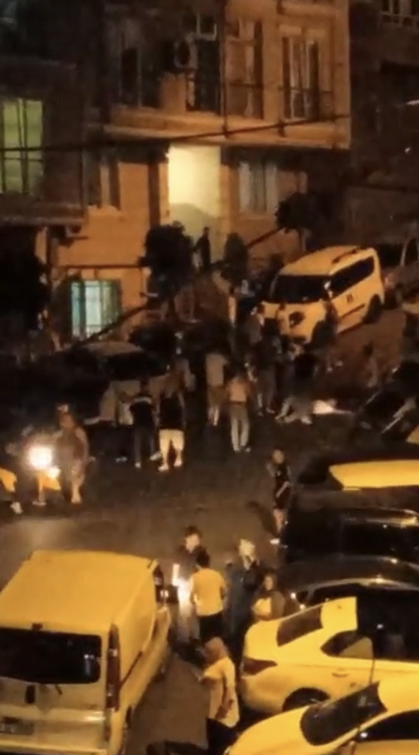 İstanbul Kağıthane'de korkunç olay! Sokak ortasından kalbinden bıçaklanan genç hayatını kaybetti 