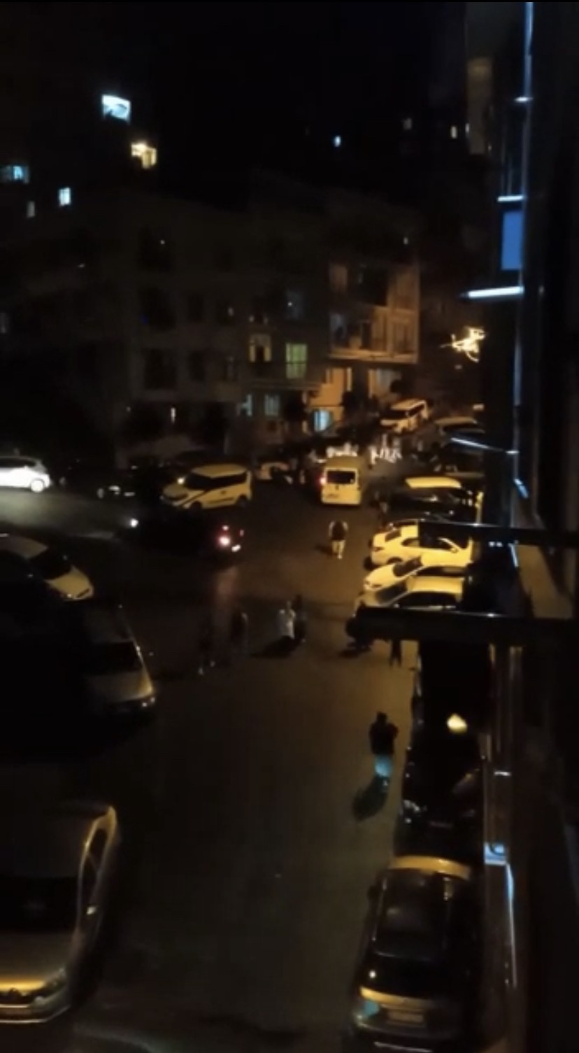 İstanbul Kağıthane'de korkunç olay! Sokak ortasından kalbinden bıçaklanan genç hayatını kaybetti 