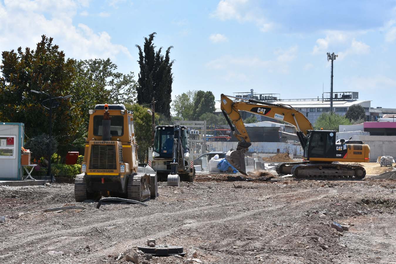 Pendik Belediyesi'nden Kurtköy Metro İstasyonu'nun çevresine devasa meydan!
