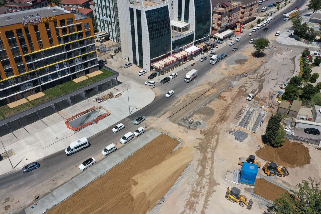 Pendik Belediyesi'nden Kurtköy Metro İstasyonu'nun çevresine devasa meydan!