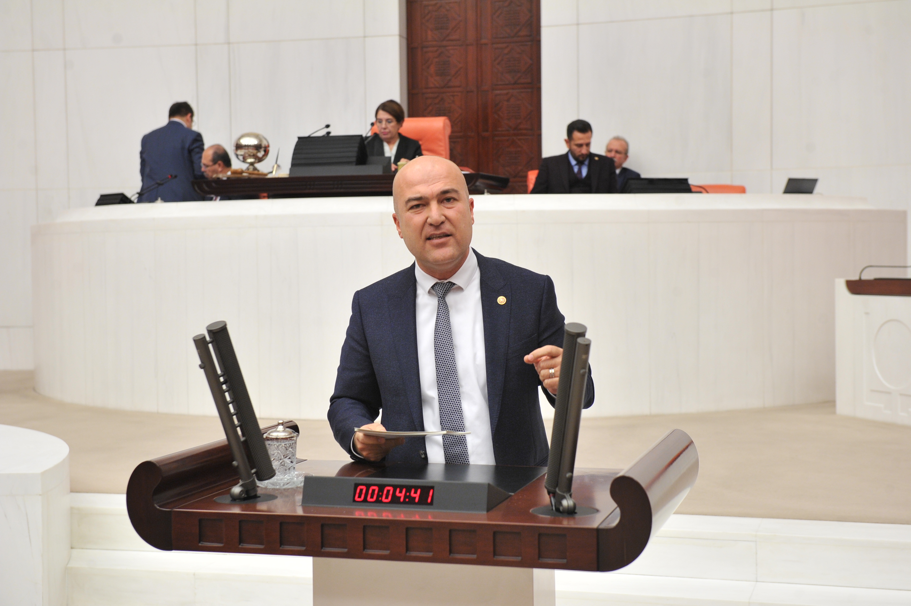 CHP'li Murat Bakan'dan Müslümanları ayağa kaldıran tehdit: Takke takıp, zikir çekenlere gereğini yapacağız