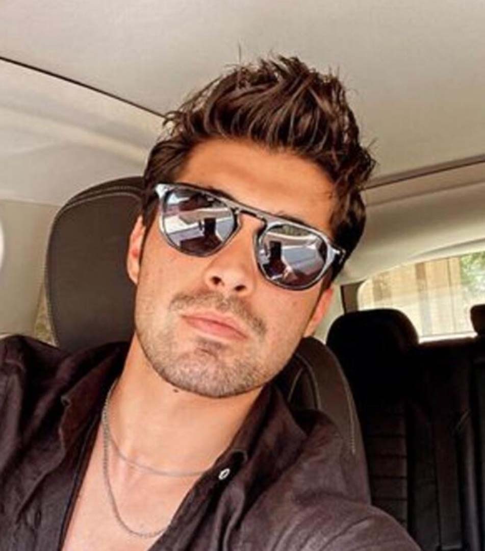 Otel sahibiyle aşk yaşamaya başlayan İrem Derici kötü haberi duyurdu! Üzgünüm, büyük bir hevesle bekliyordum