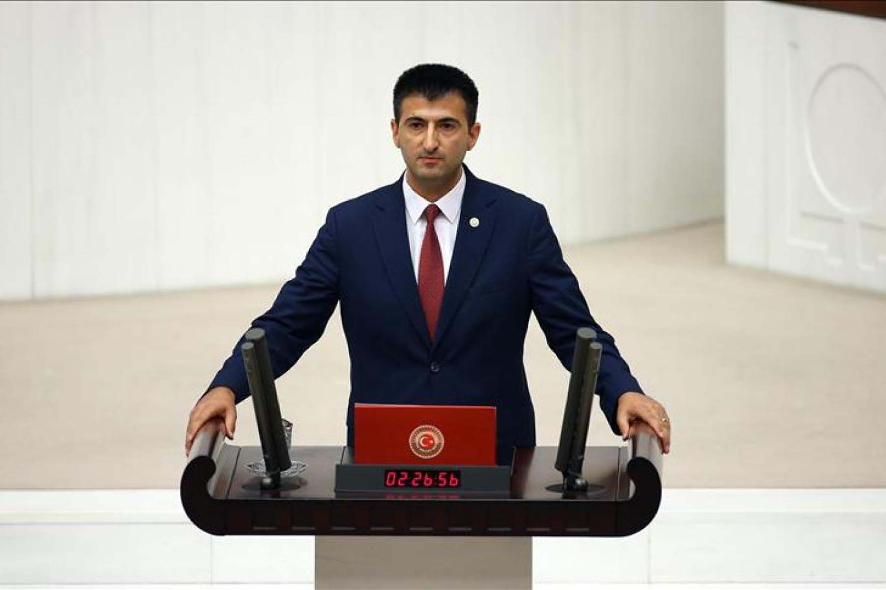 CHP ve MP'den istifa etmişti! Tarih belli oldu: Mehmet Ali Çelebi, AK Parti'ye geçiyor