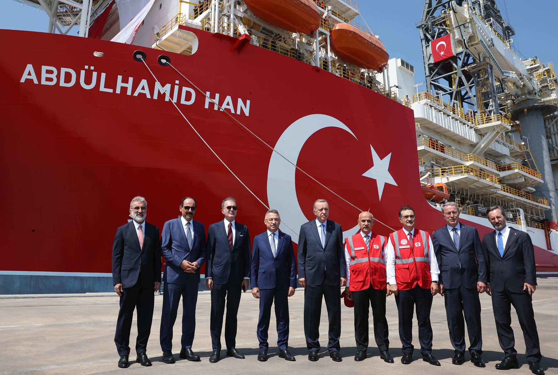 Cumhurbaşkanı Erdoğan'dan önemli açıklamalar! Abdülhamid Han Sondaj Gemisini ilk görev yerine uğurlandı!