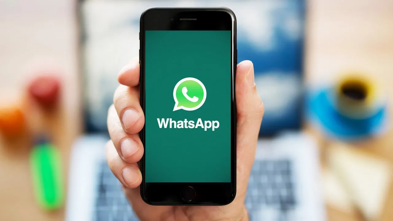 WhatsApp’a instagram özelliği geliyor! Yeni özellik moralleri bozacak!