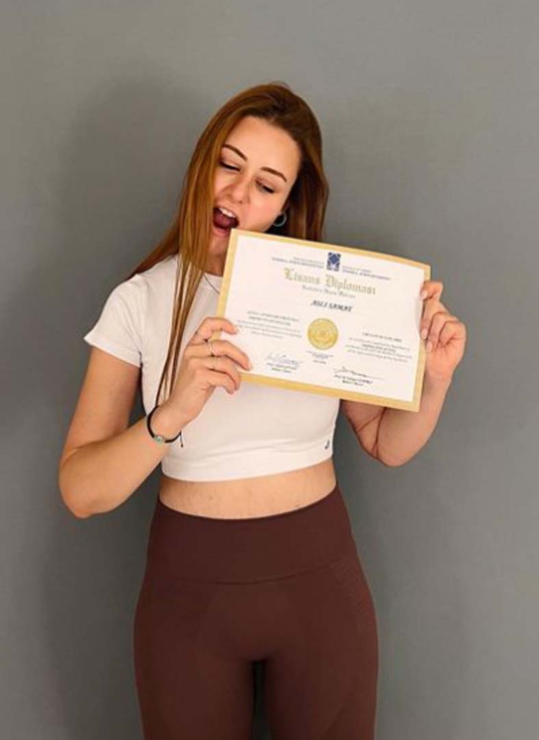 Aslı Samat kimdir, nereli, kaç yaşında? Aslı Samat kaç kilo?