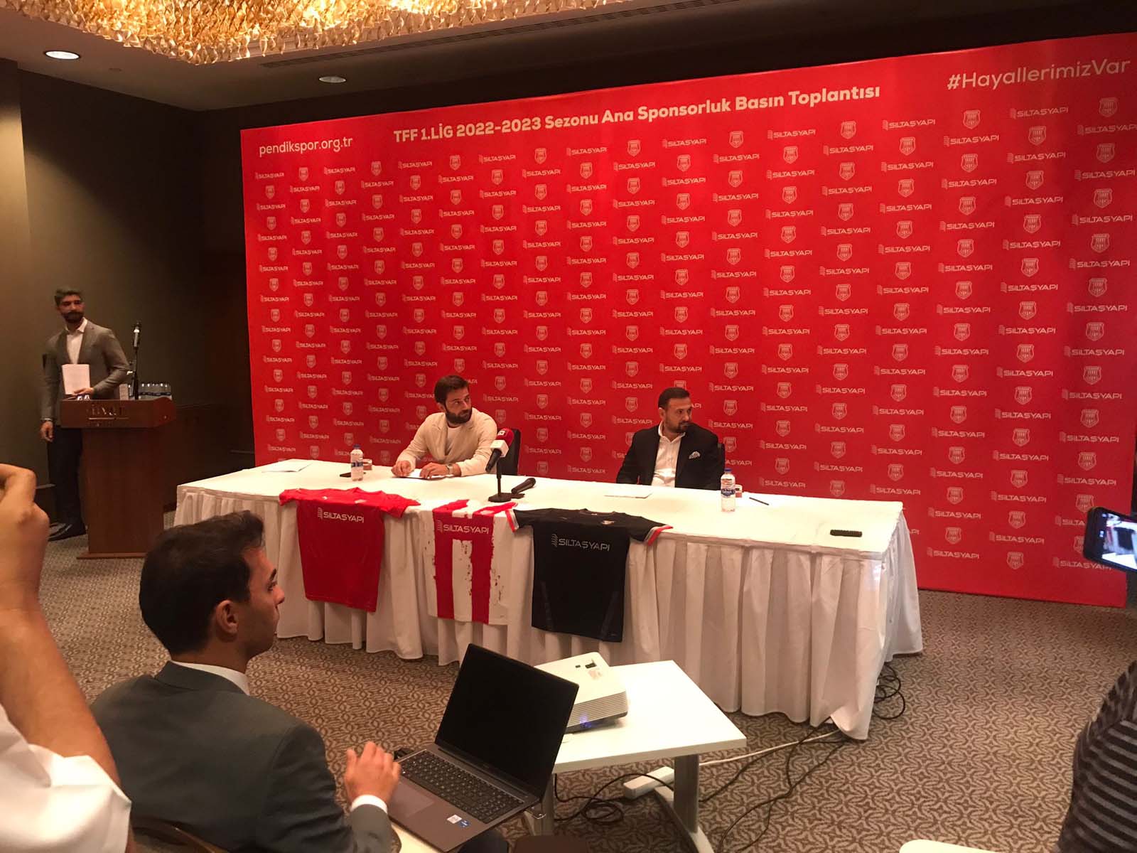 Pendikspor yeni sezona güçlü giriyor! Siltaş Yapı, Pendikspor'un ana sponsoru oldu