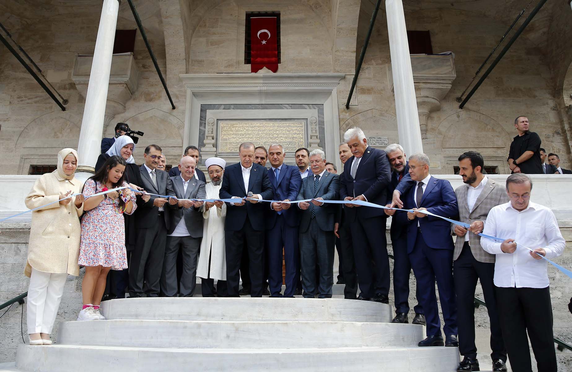 Cumhurbaşkanı Erdoğan, Üsküdar'da Ayazma Camii'nin ibadete açılış töreninde konuştu