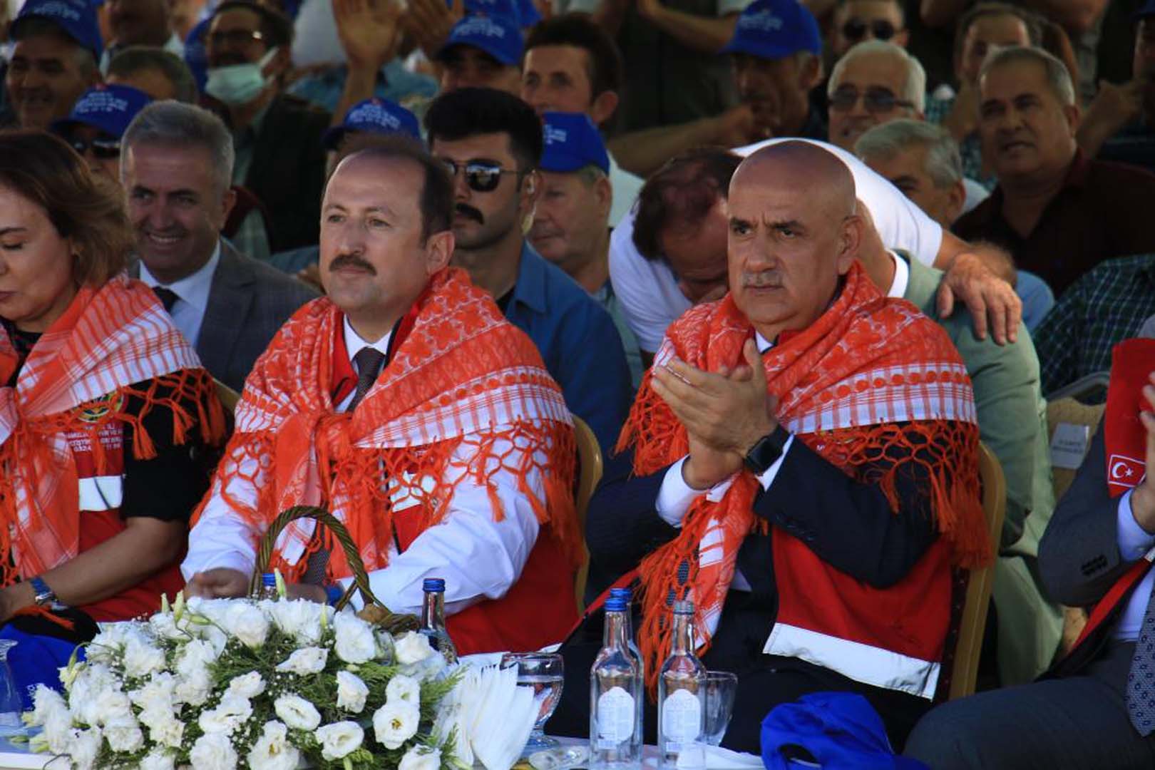 Bakan Vahit Kirişçi duyurdu! Bin 300 Tarım Kredi Kooperatifi'ne yeni reyon!