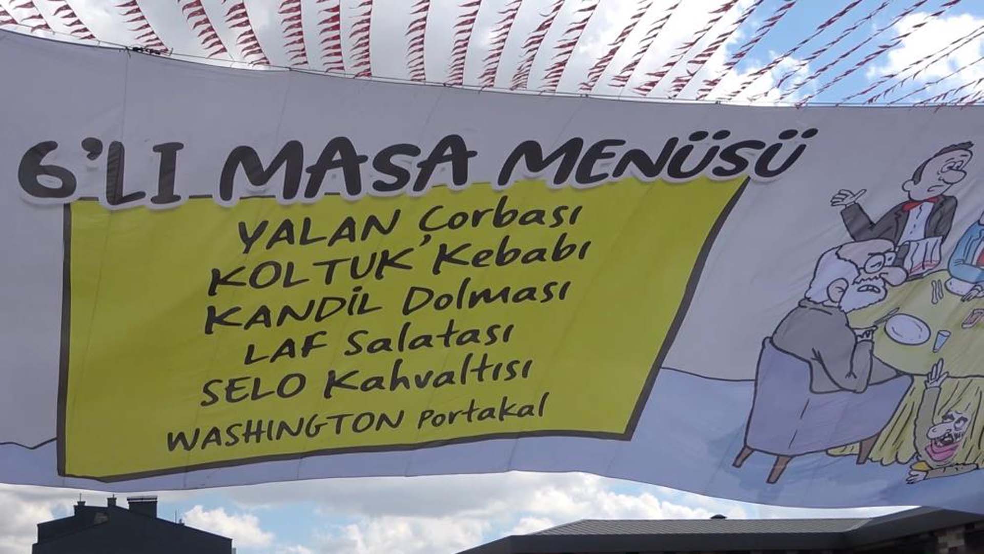 Vatandaşlar 6'lı masa için yemek menüsü hazırladı! Açılan pankart Cumhurbaşkanı Recep Tayyip Erdoğan'ın gözünden kaçmadı! Ye yiyebildiğin kadar