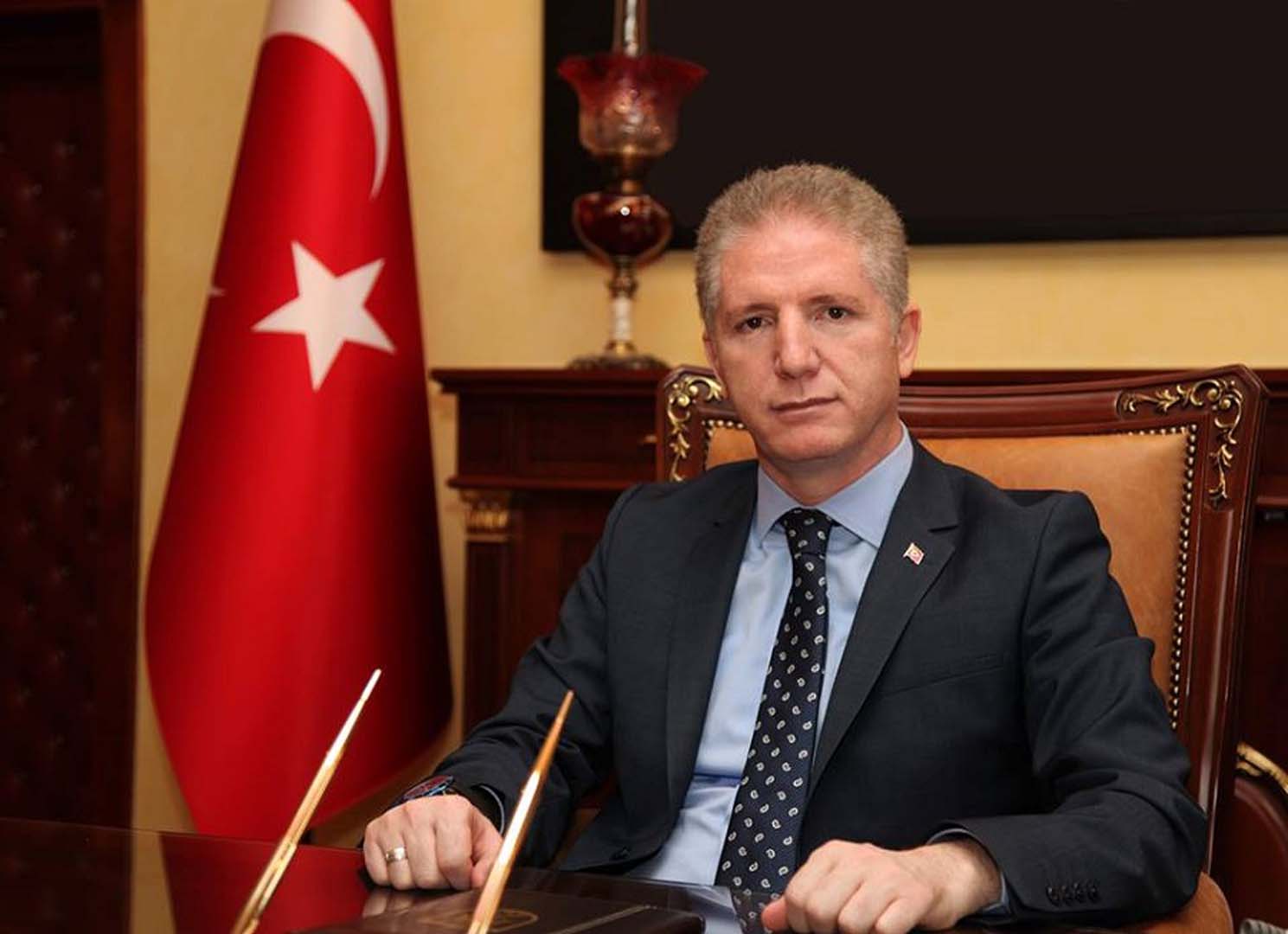 Ümit Özdağ'ın o paylaşımını Vali Davut Gül yalanladı, İçişleri Bakan Yardımcısı İsmail Çataklı topaa tuttu! "Sen insan değilsin"