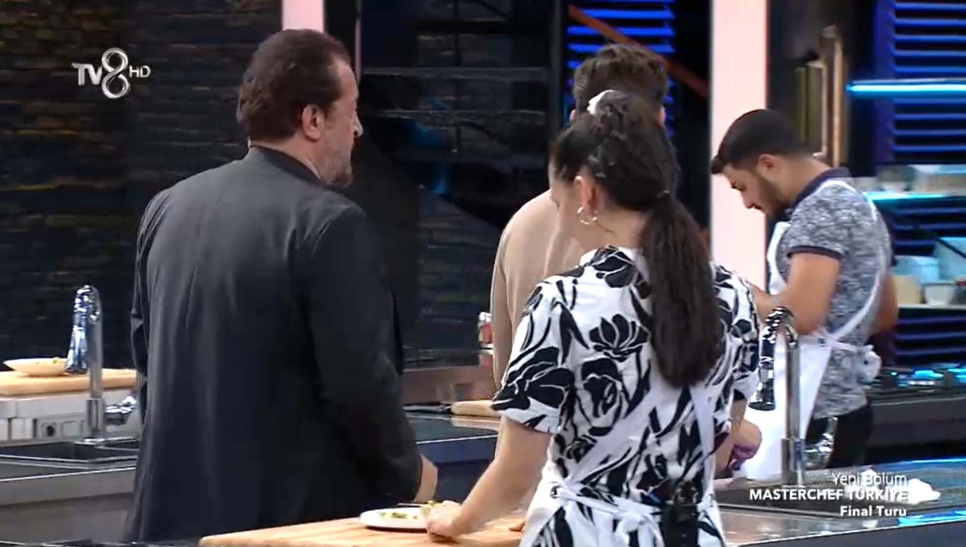 Masterchef Türkiye'ye damga vuran olay! Ayşegül'ün yaptığı enginar Mehmet Şef'i kızdırdı! Sen beni öldüreceksin