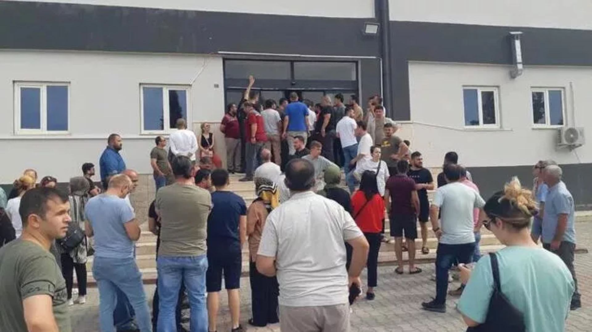 Deterjan Pazarı vurgununda Ticaret Bakanlığı açıklama yaptı! 100 milyonun üzerinde ödeme ...