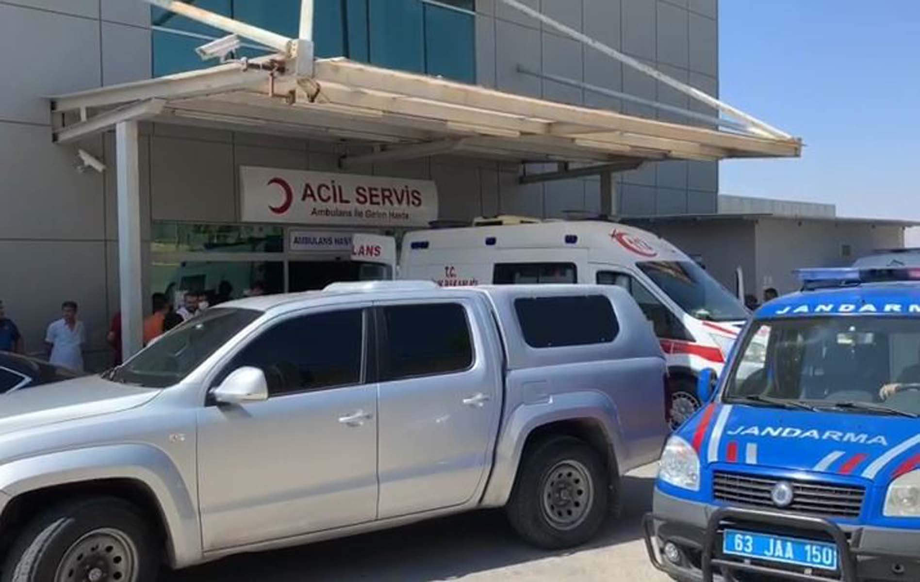 Son dakika | Şanlıurfa'da Çiçekalan Hudut Karakolu'na hain saldırı: 1 asker şehit oldu,4 asker yaralandı