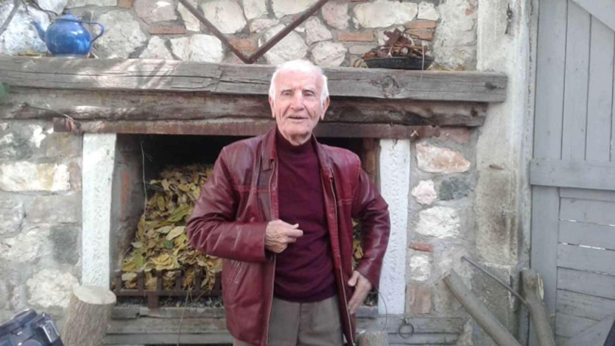 Kemal Sunal'ın filmleriyle tanınmıştı! Usta oyuncu Rıza Pekkutsal hayatını kaybetti