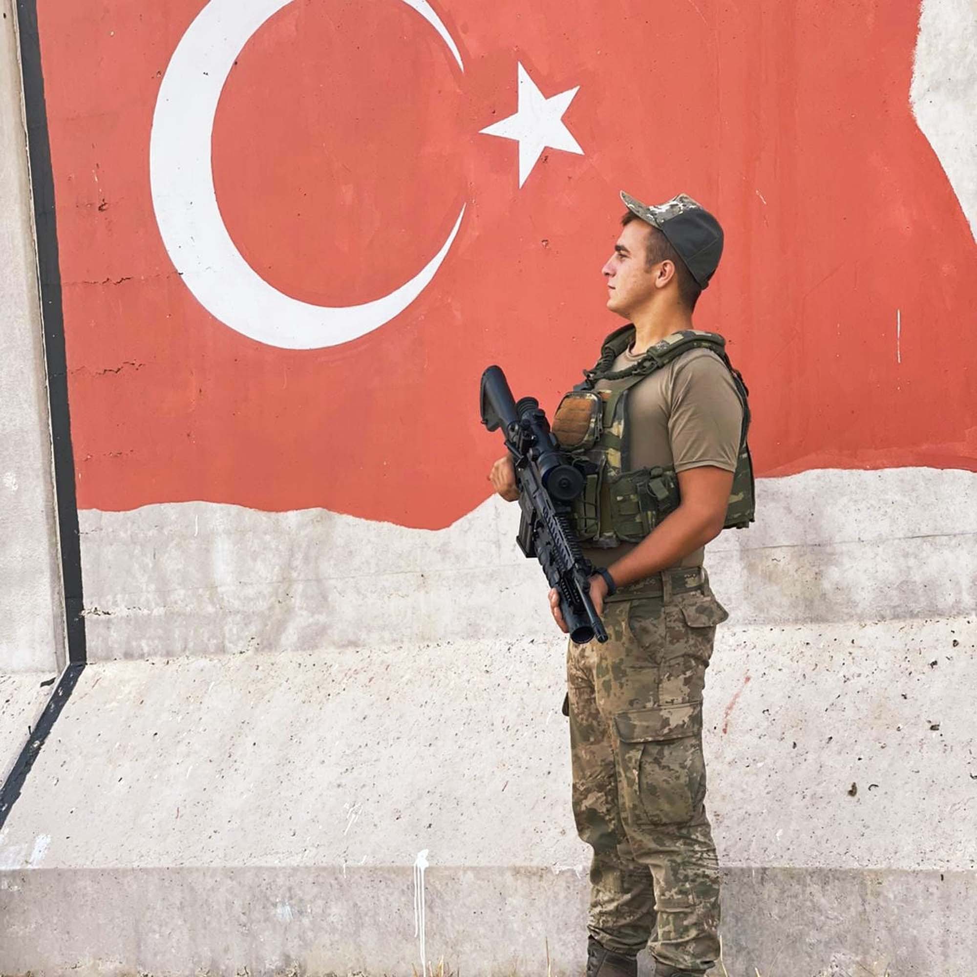 Nereden bilecekti ki şehadet şerbetini tadacağını? Şehit Enes Gazi Özdemir'in sosyal medyada Şehit paylaşımı yürekleri dağladı! 