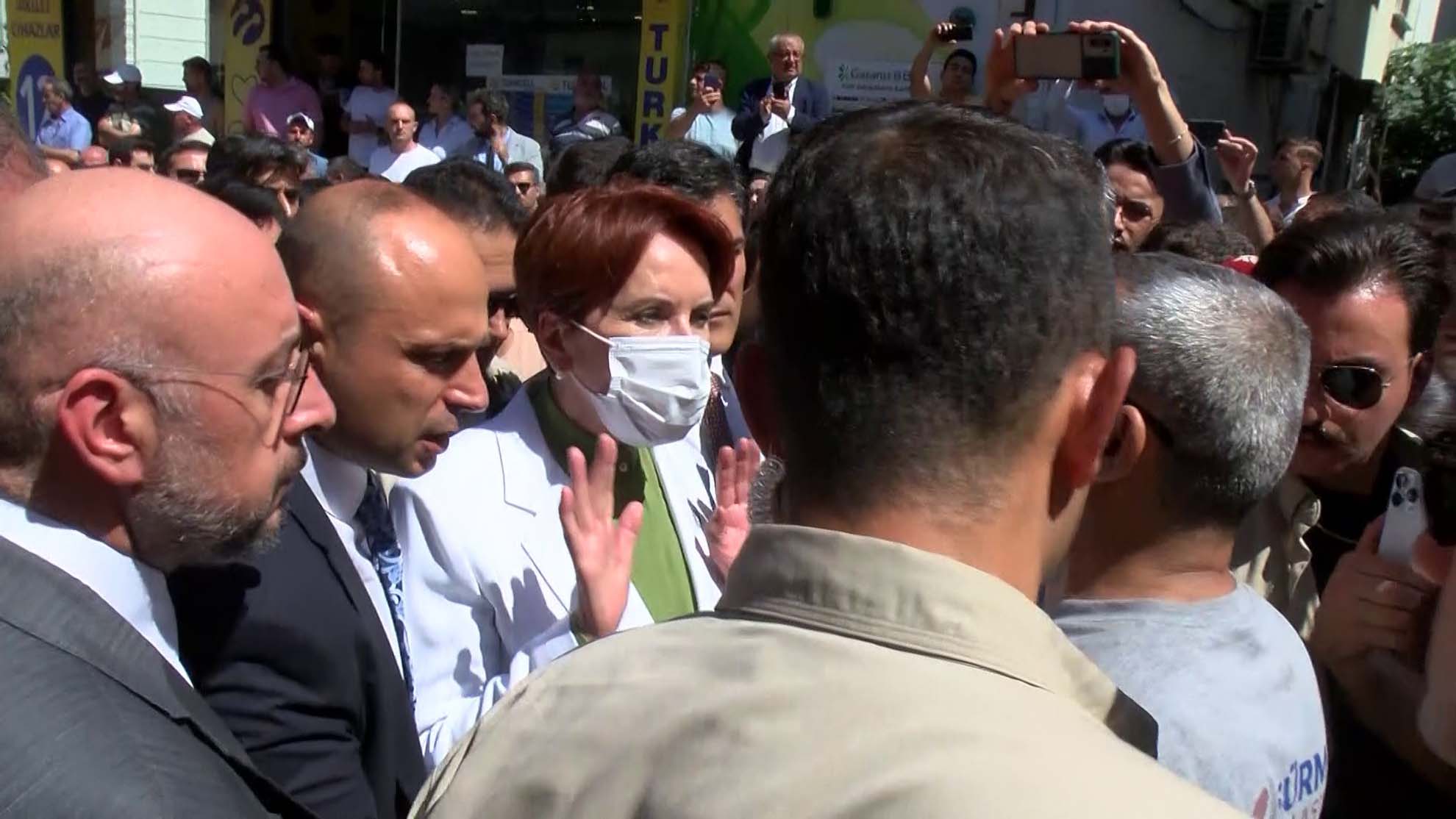 Meral Akşener çileden çıktı, parmak sallayarak vatandaşa bağırdı! Katiyen demedim yalan konuşuyorsun, yalancı
