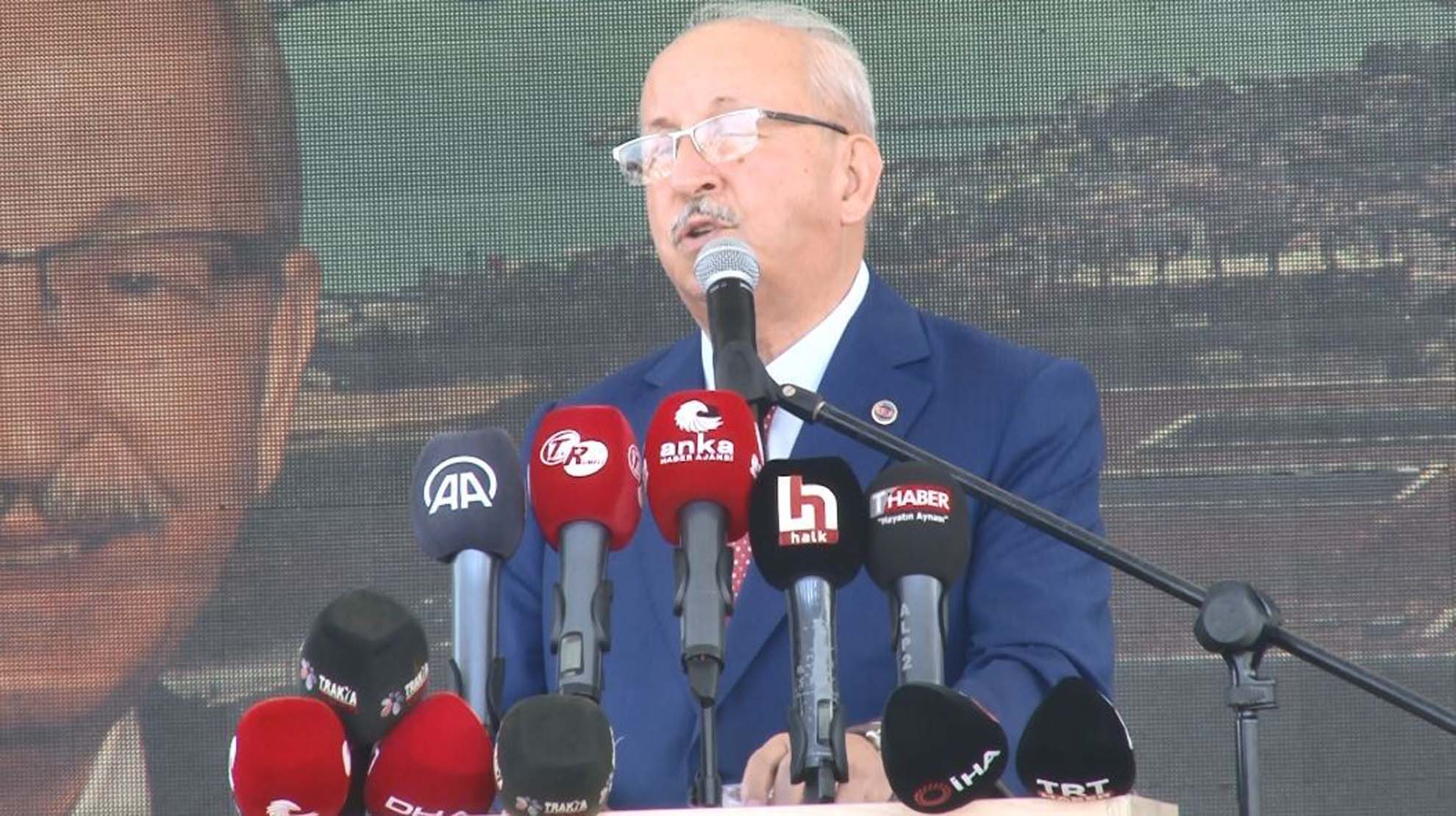 Kılıçdaroğlu ve Belediye Başkanı Albayrak'a protesto! Maaşlarına zam isteyen Tekirdağ Büyükşehir Belediyesi çalışanları kazan kaldırdı!