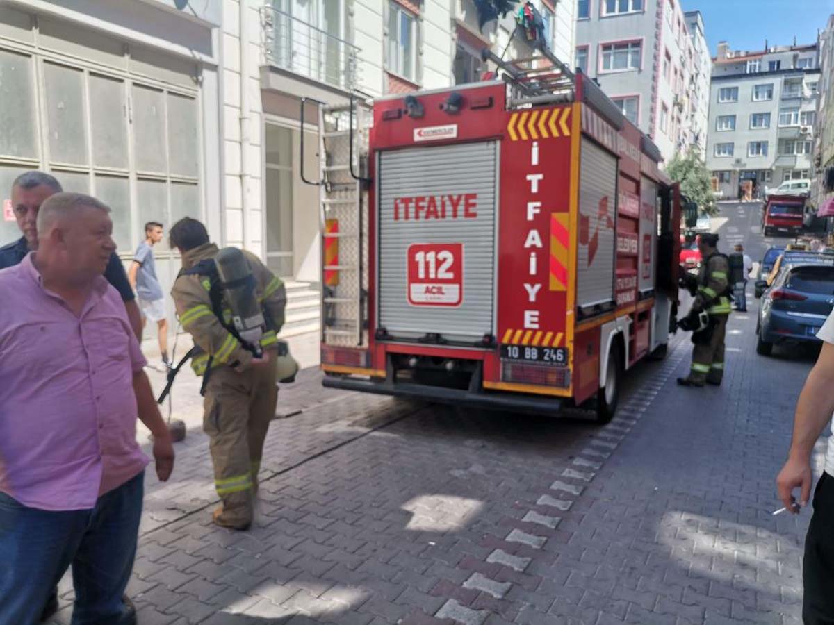 Balıkesir'de korkutan yangın! İtfaiye ekipleri zor yetişti!