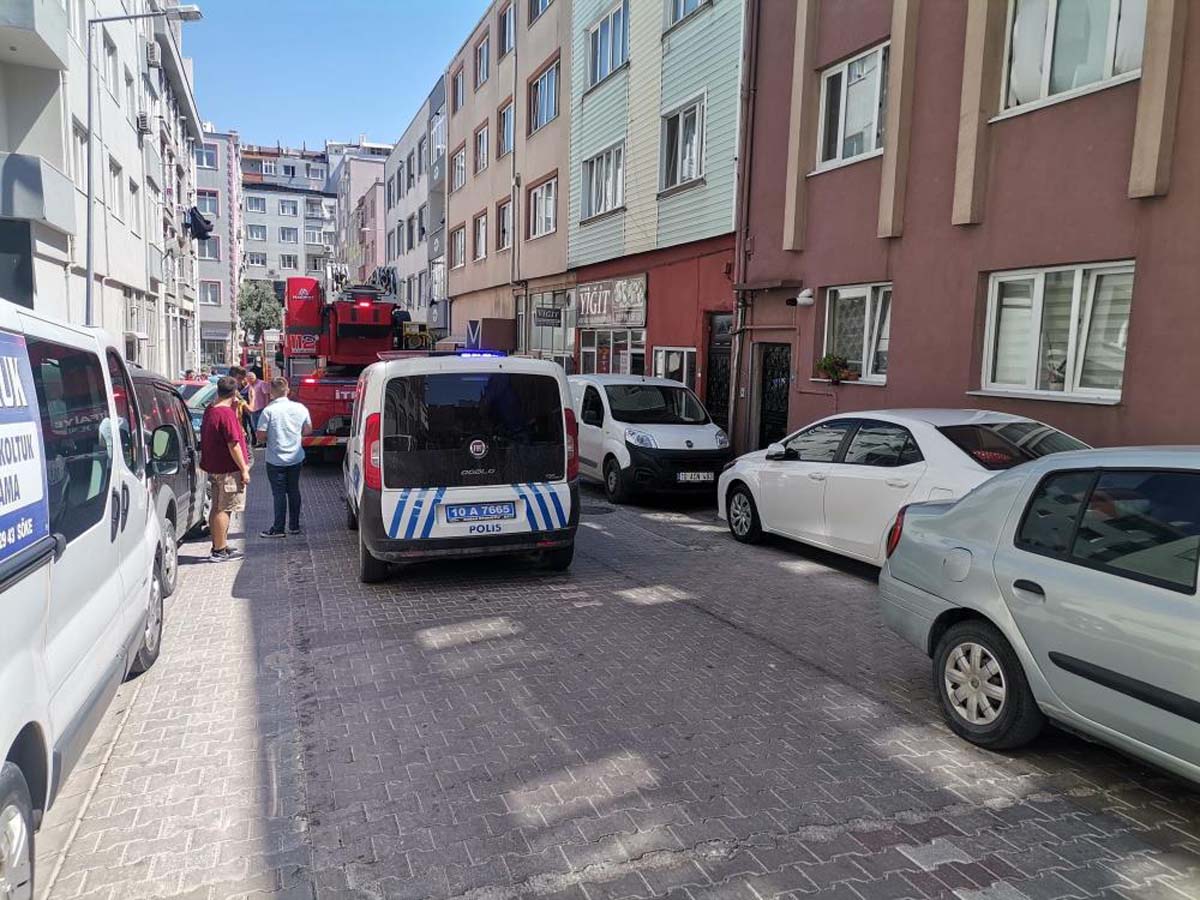 Balıkesir'de korkutan yangın! İtfaiye ekipleri zor yetişti!