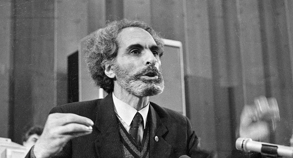 Ebulfez Elçibey kimdir? Nereli, kaç yaşında? Neden öldü? İşte, Ebulfez Elçibey'in biyografisi...