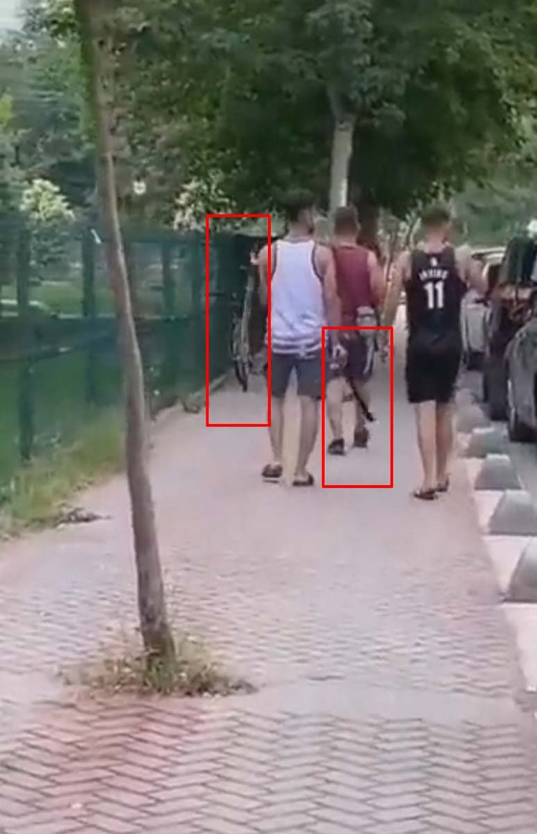 Yabancı uyruklu kişilerin kılıçla gezdiği iddia edilmişti! Bakanlık Sözcüsü Çataklı açıkladı! İşte olayın aslı.. 