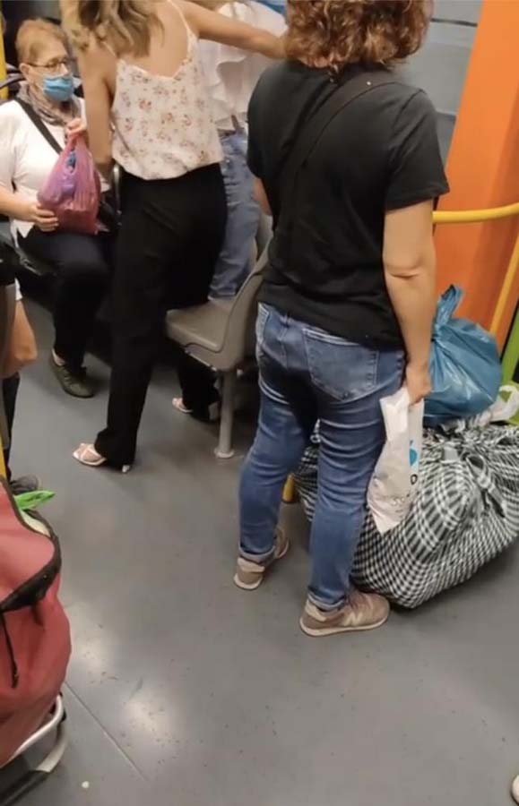 Bursa metroda yer verme kavgası: Tartışmanın sonu kötü bitti