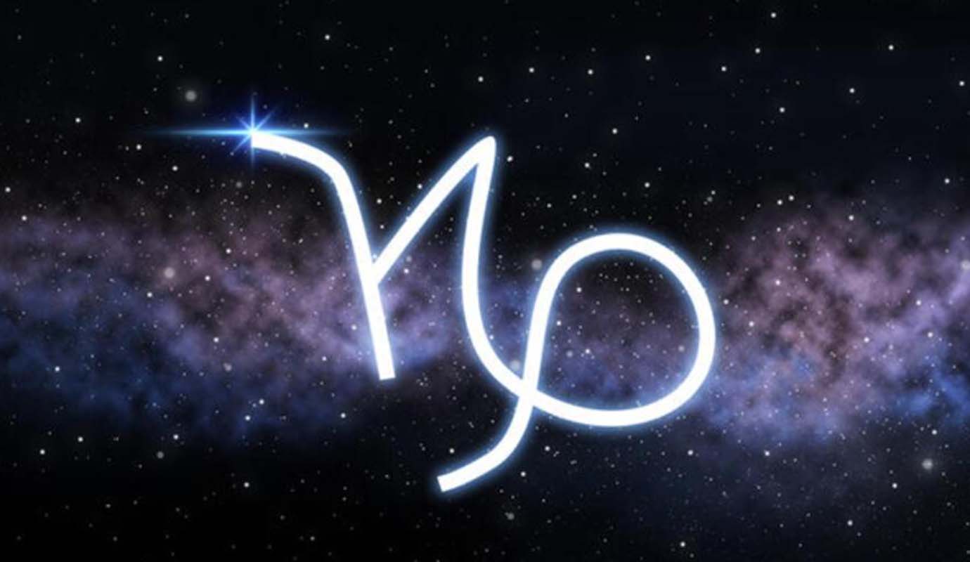 Aurası ve enerjisiyle tüm gözleri üzerine çeken, duruşuyla bile etkileyen burçlar belli oldu! İşte bulundukları ortamda yıldız gibi parlayan o burçlar!