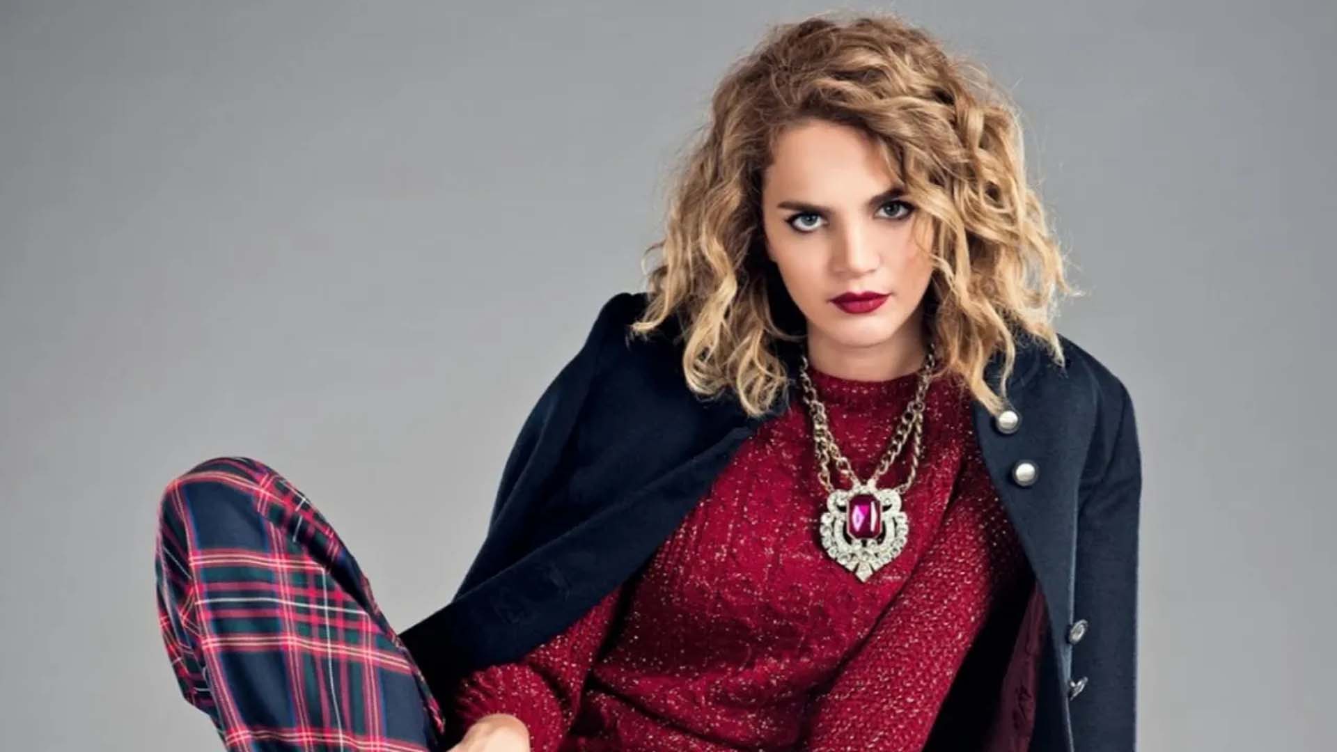 Eski manken Tuğçe Kazaz: Lgbt, küresel şeytanın Allah'a karşı açtığı bir savaştır