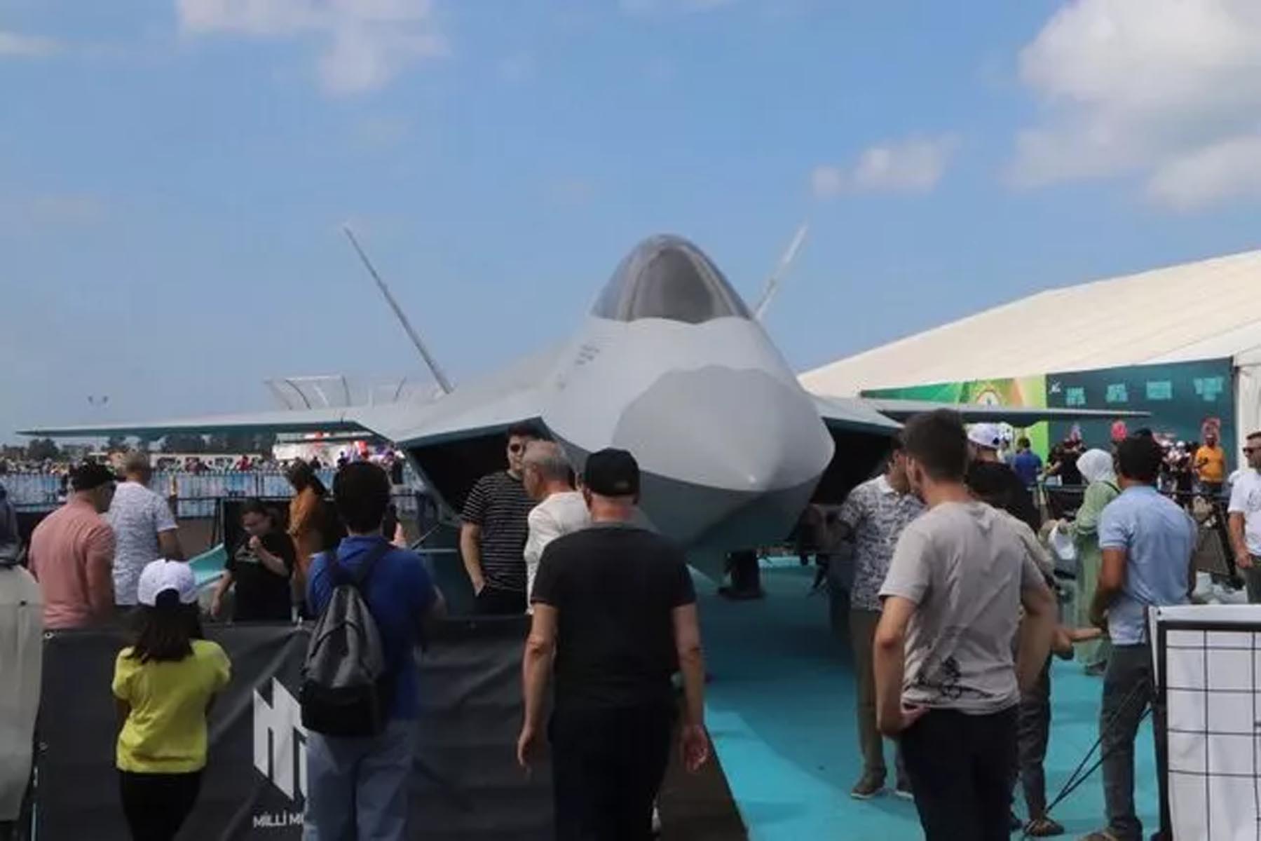  Milli Muharip Uçağı tanıtıldı! F-35 ile yarışabilir durumda!