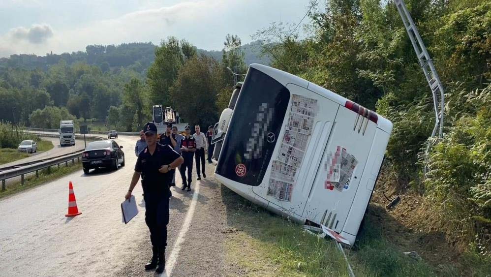 Bartın'da otobüs kazası: 4 yolcu yaralandı
