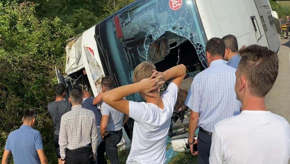 Bartın'da otobüs kazası: 4 yolcu yaralandı