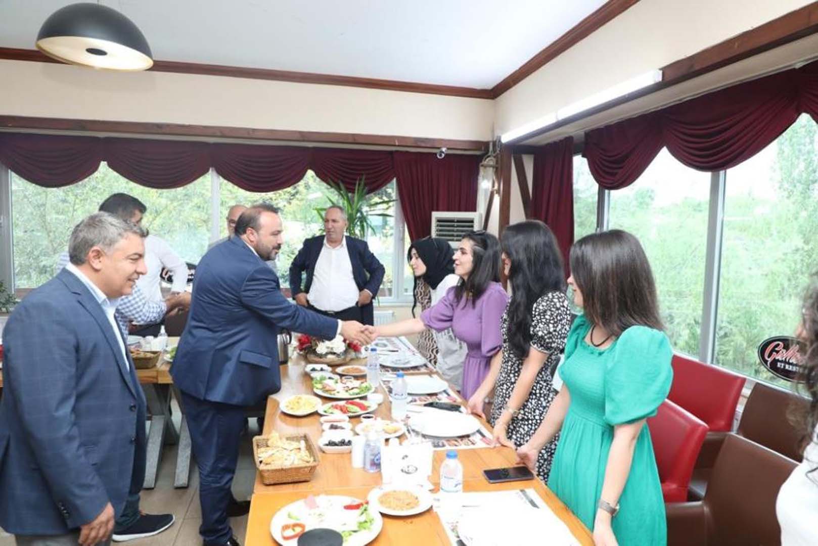 Cumhurbaşkanı Recep Tayyip Erdoğan Gönül köprüleri kurun talimatını vermişti! İlk adımlar Kocaeli'nde atıldı!