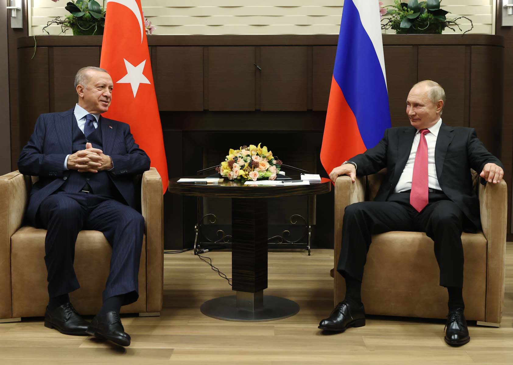 Son dakika | Cumhurbaşkanı Erdoğan, Putin ile görüştü! Tahıl koridoru ve Zaporijya Nükleer Santrali konuşuldu