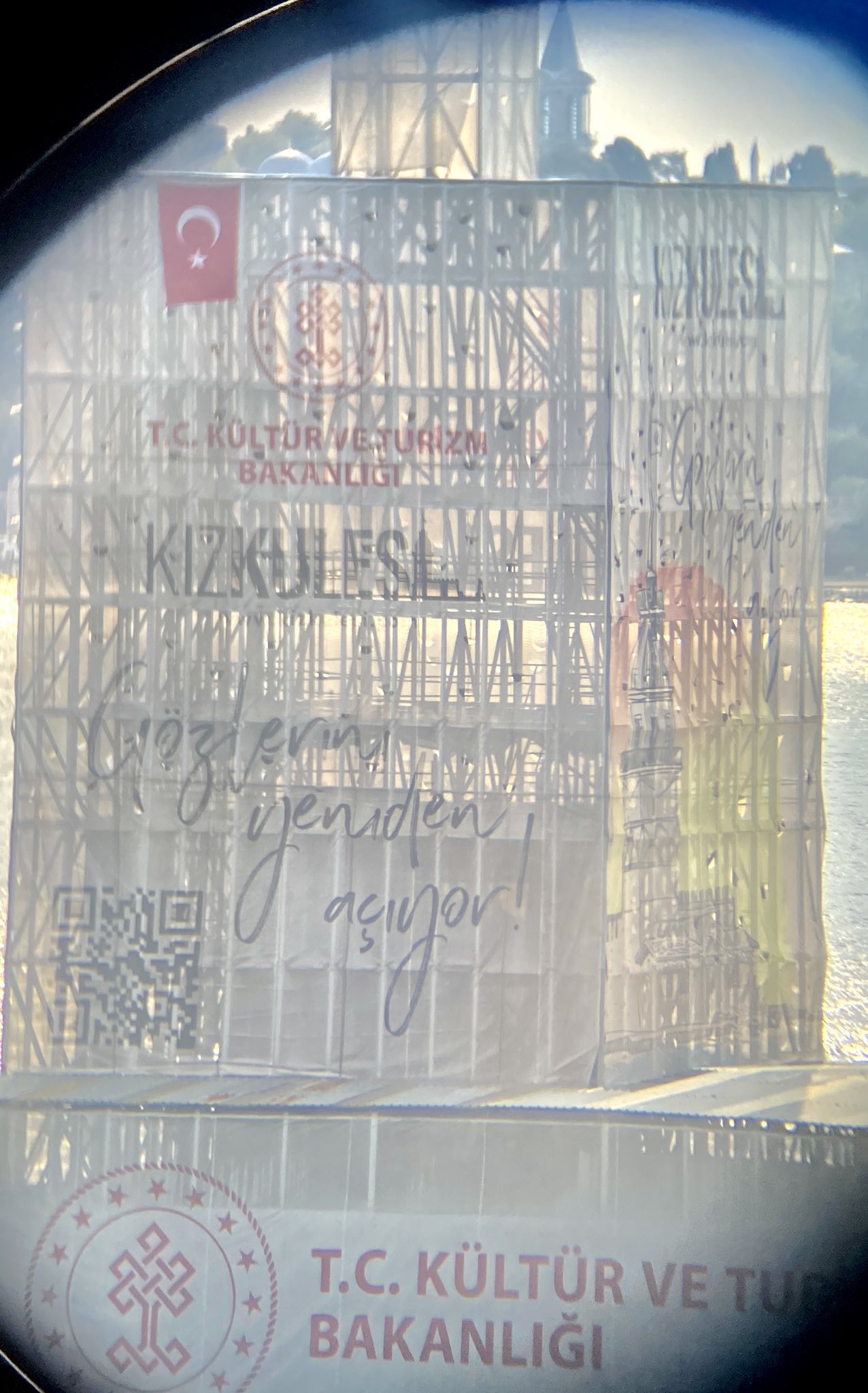 Sosyal medya 'Kız Kulesi yıkıldı' iddiasıyla çalkalandı! Kültür Varlıkları ve Müzeler Genel Müdürlüğünden merakla beklenen açıklama geldi!