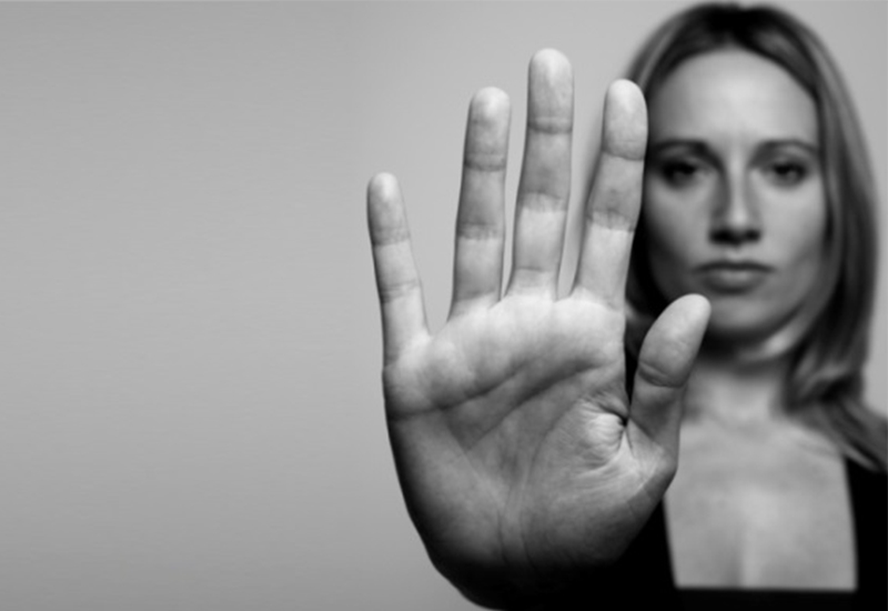 Sözde hoca sosyal medyada infial yarattı: Kocası onu yatağa davet ettiğinde...