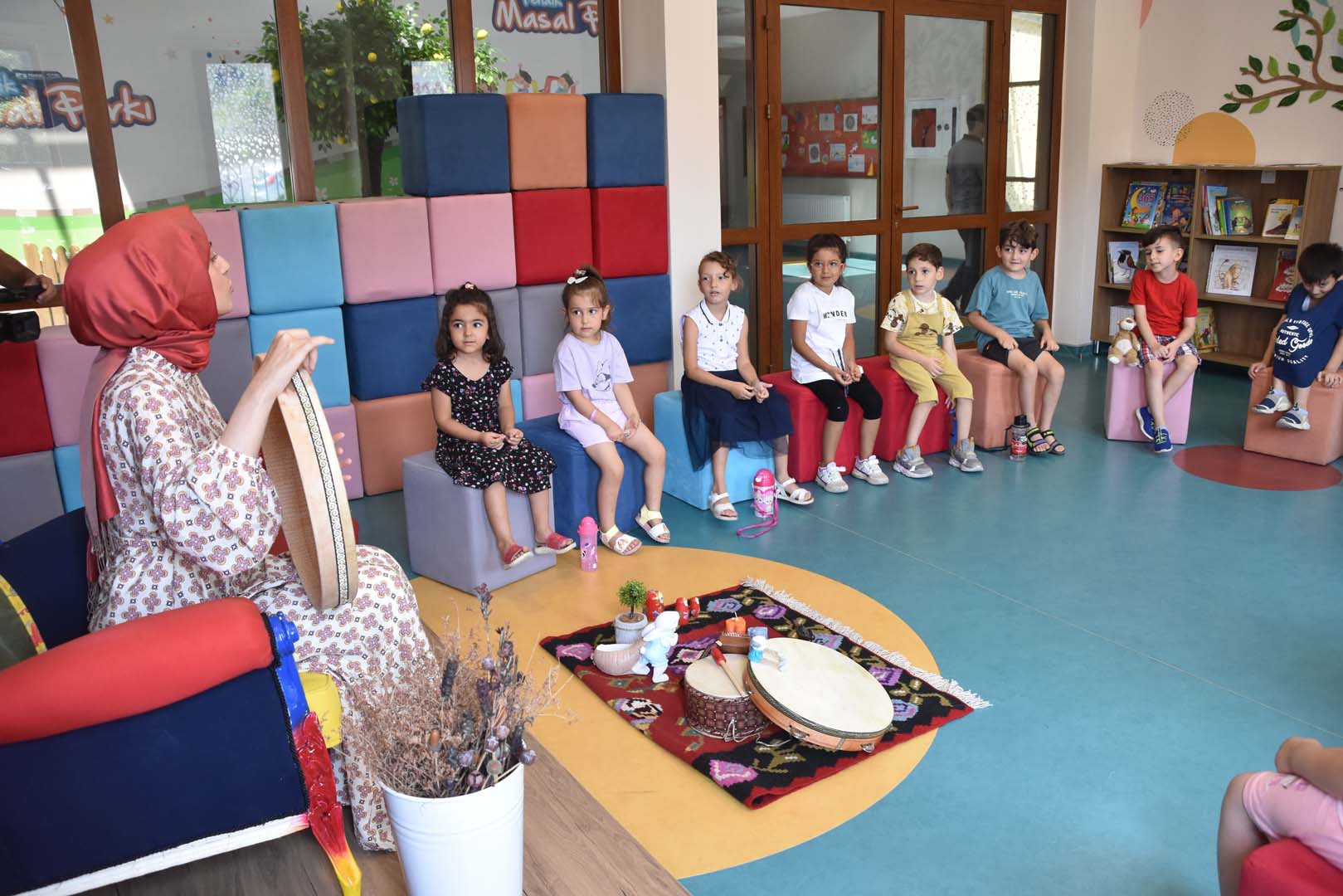 Pendik Belediyesi'nden yeni hizmet! Çocuklar için Masal Parkı açıldı!