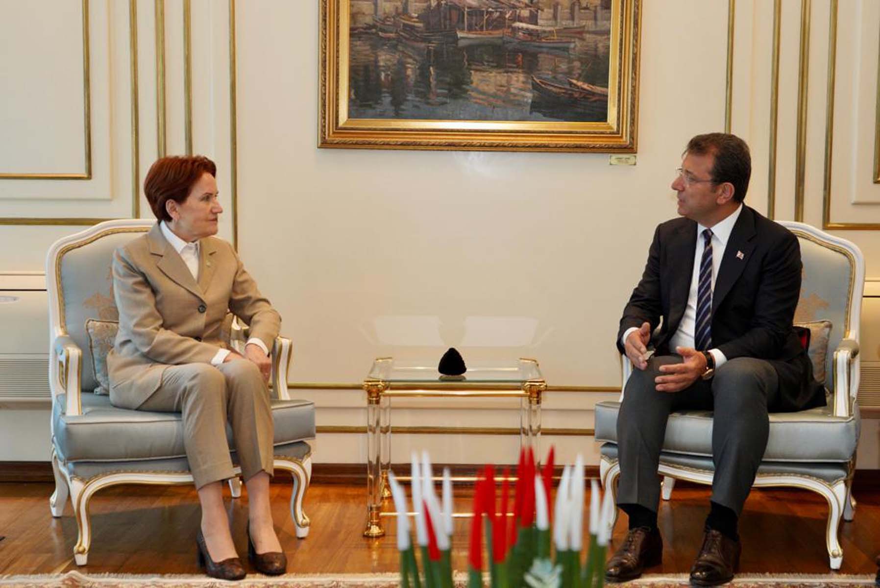 Akşener, İmamoğlu'nu ziyaret etmişti! Ahmet Hakan, ziyarettin altında yatan sırrı açıkladı: Cumhurbaşkanı adaylığından KIlıçdaroğlu'na mesaj çekiyor
