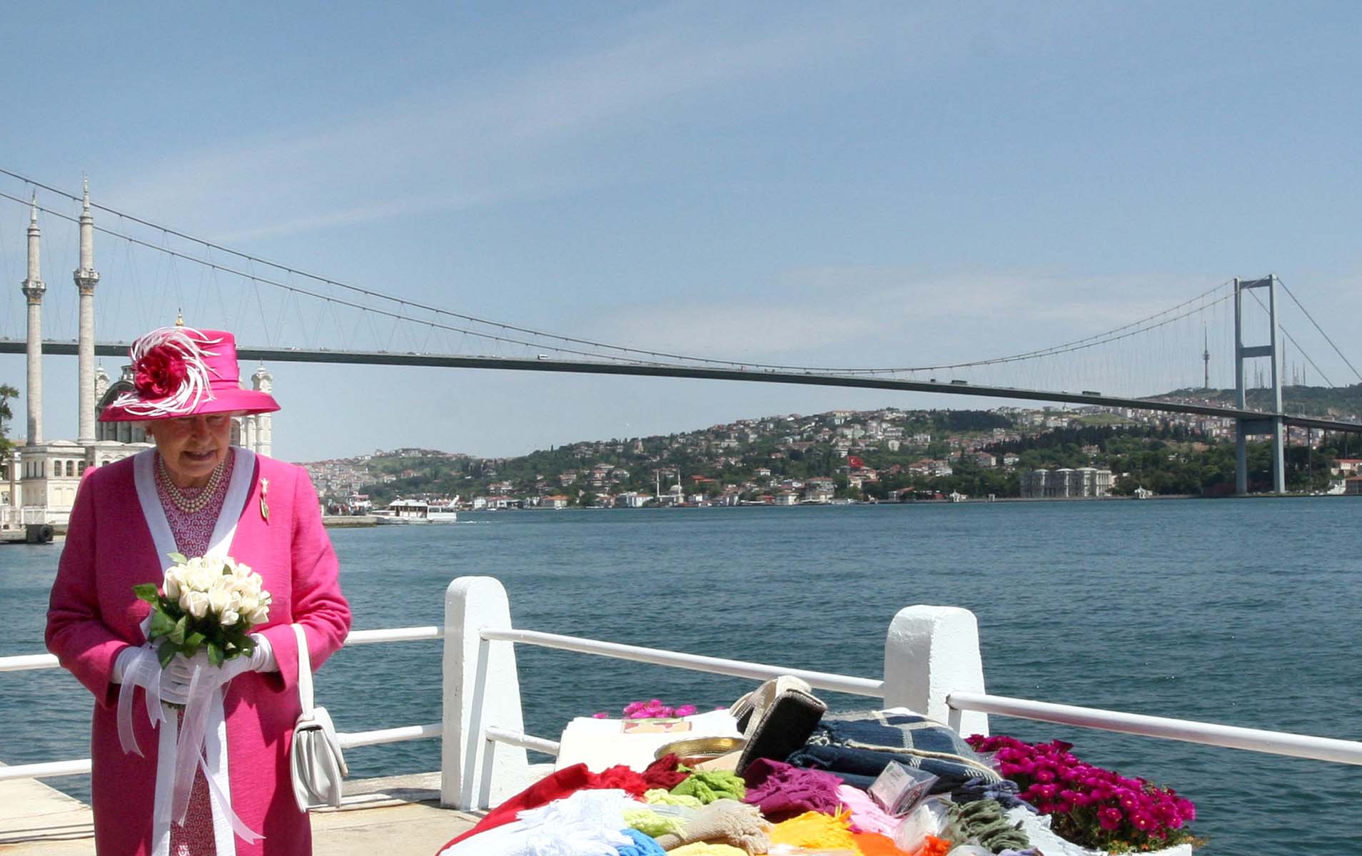 Son dakika |Tarihi an! Kraliçe II. Elizabeth'in ölümü sonrası yeni kral Prens Charles oldu