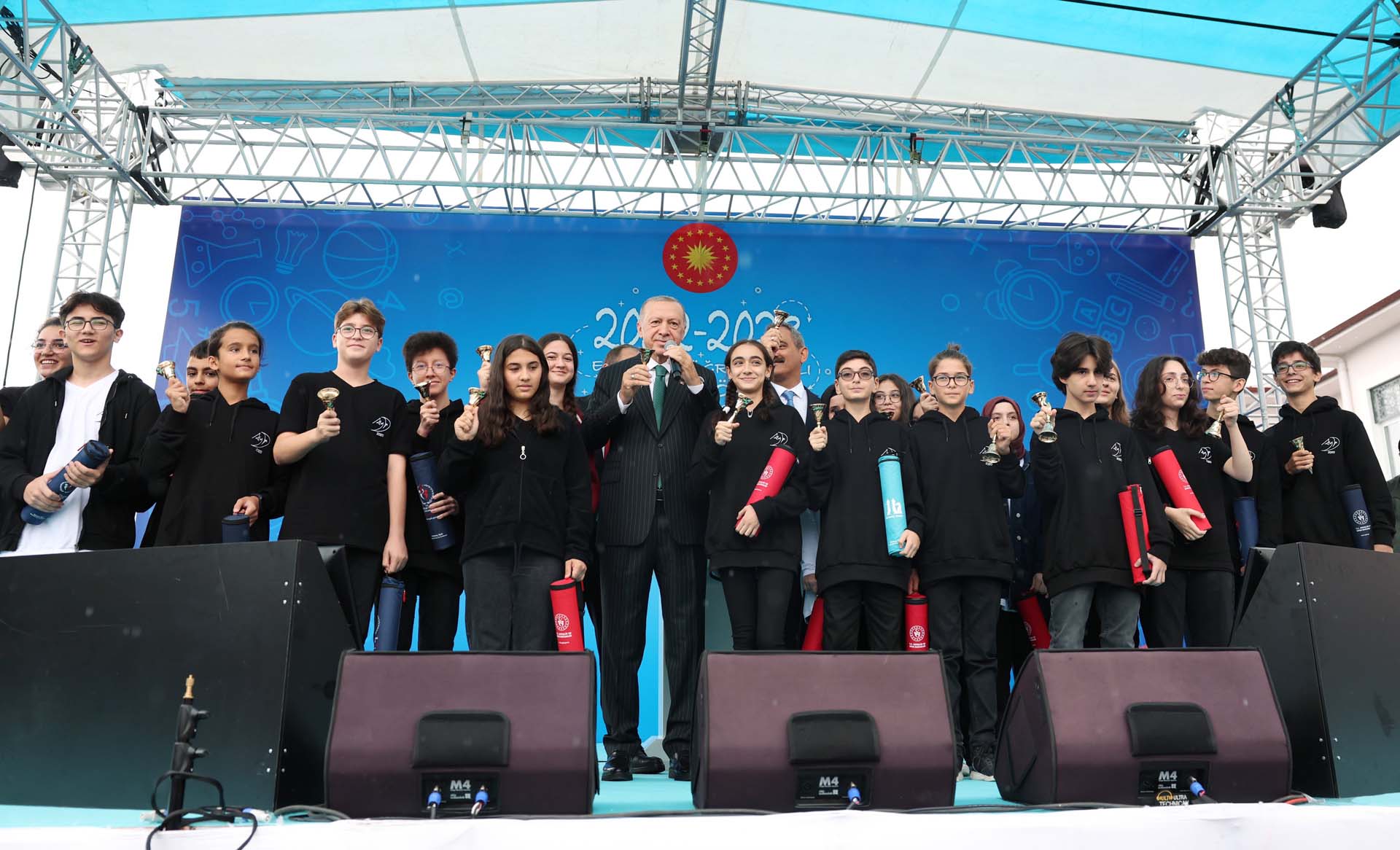 Cumhurbaşkanı Erdoğan, 2022-2023 Eğitim Öğretim Yılı Açılış Programı'nda konuştu, gençlere seslendi: Size tarihinizi unutturmaya çalışanlara kulak asmayın