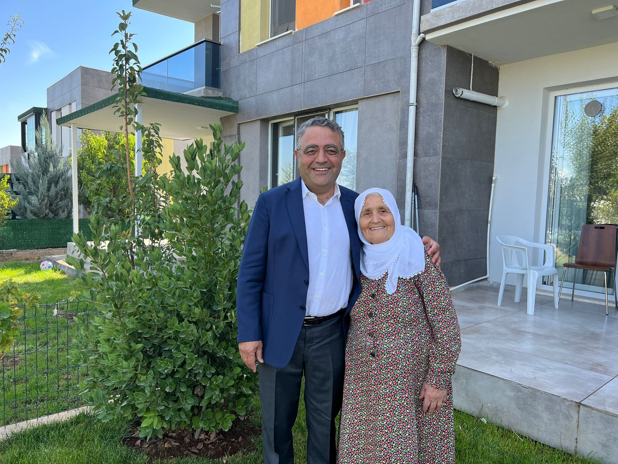 CHP'li Sezgin Tanrıkulu, takipçilerine Kürtçe Günaydın deyince olanlar oldu! İktidarı rüyanızda görürsünüz