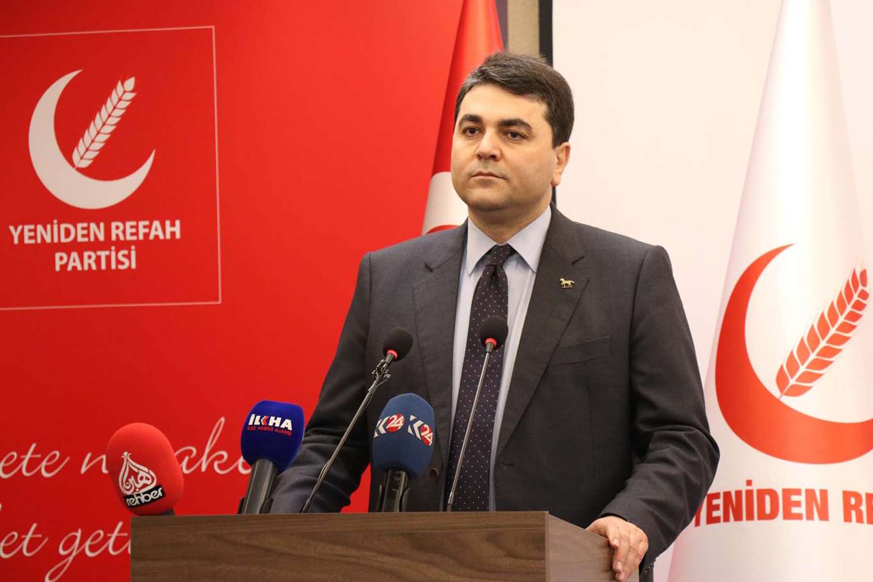 Mahmut Övür'den çarpıcı iddia: FETÖ elebaşı Gülen, Gültekin Uysal'ın evinde mi kaldı? Bunun doğrusunu elbette Uysal biliyor