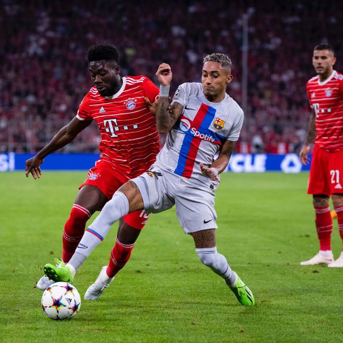 Bayern Münih 2 - 0 Barcelona | MAÇ SONUCU 